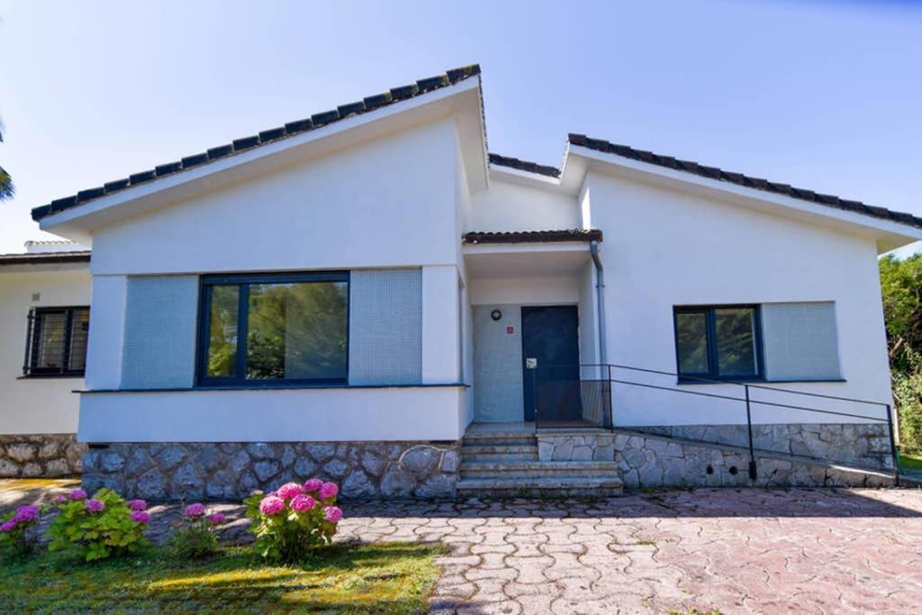 ¡Nuevo! Espectacular Casa En La Playa De Berria Villa Santona Exterior photo